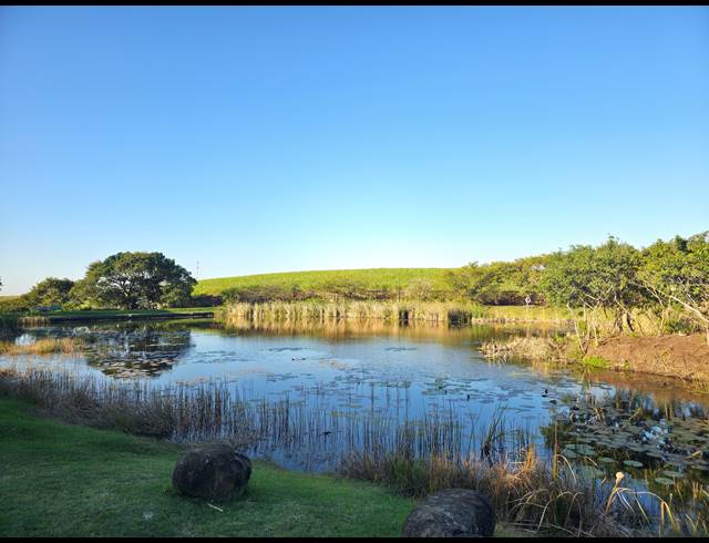 2 BEDROOM APARTMENT TO LET IN BALLITO CENTRAL
